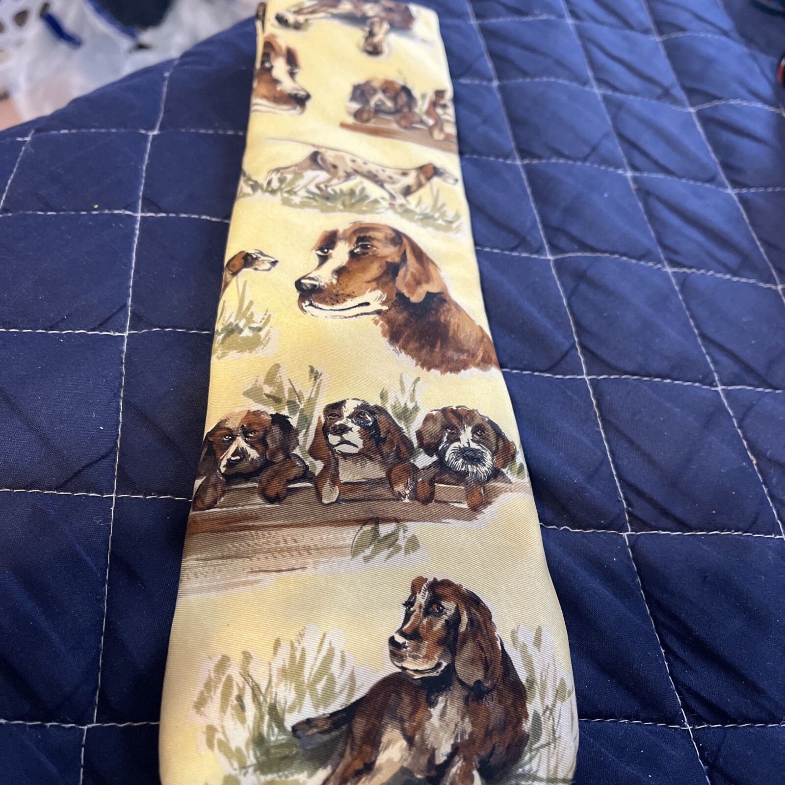 Lands’ End Men’s Necktie Dogs Hunting Dogs Retrievers Gem