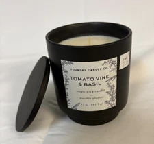 Foundry Candle Company 17 Ounce Single Wick Candle with Lid Brand New