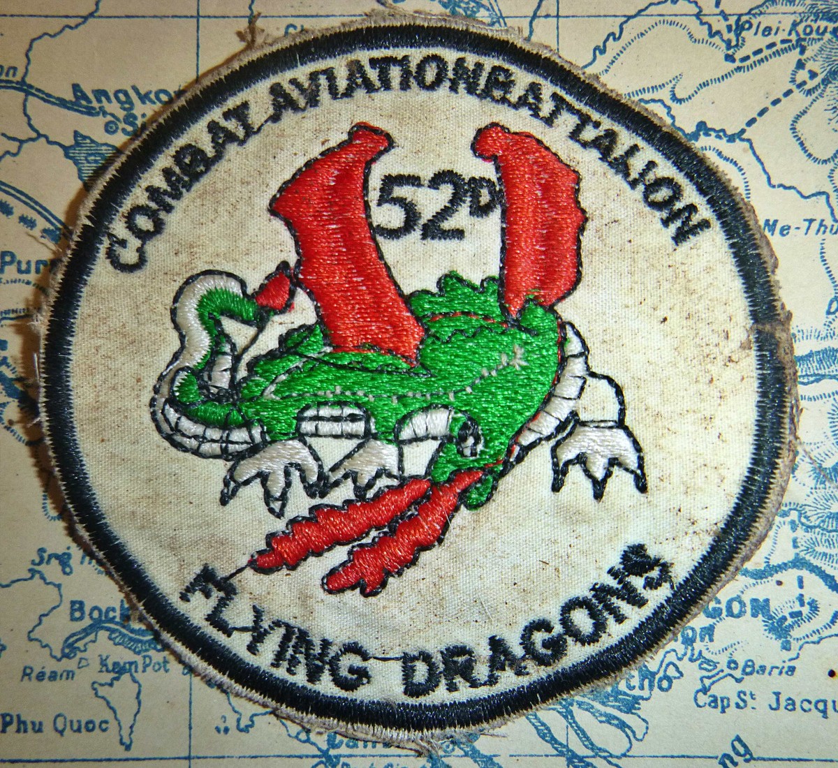 Patch - FLYING DRAGONS - US 52nd Combat Aviation - PLEIKU