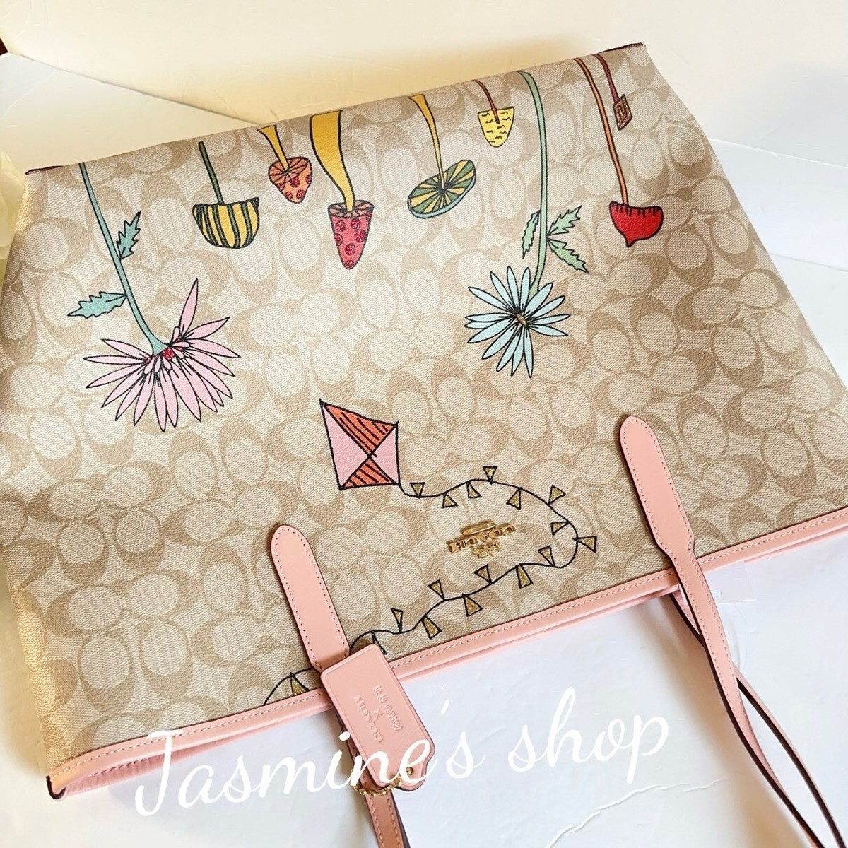 限定コラボ】Coach X Observed By Us City Tote Bag CU392 公式】コーチアウトレット | 【COACH X OBSERVED BY US】シティ
