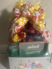 Mother s Day Specially Designed Gift Basket Any Occasion Spa Chocolate Candle Fl