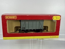 Hornby R6267 OO Gauge BR 12 Ton Vent Van S44431 Grey Railways Wagon N.New