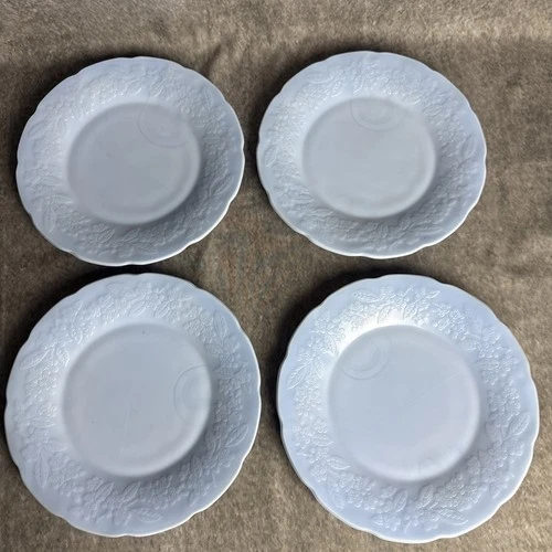 Jeanette Glass Blue Delphite Plate Cherry Blossom Set of 4 Vintage 9” Dinner