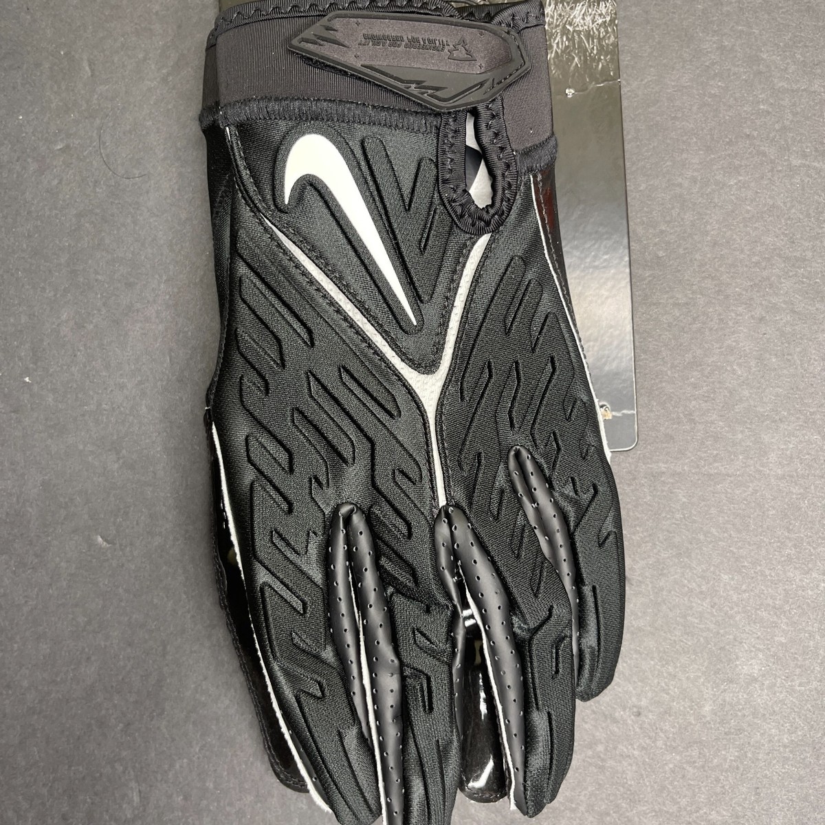 Nike Superbad 6.0 Men's Size 2XL Padded Football Gloves Black New