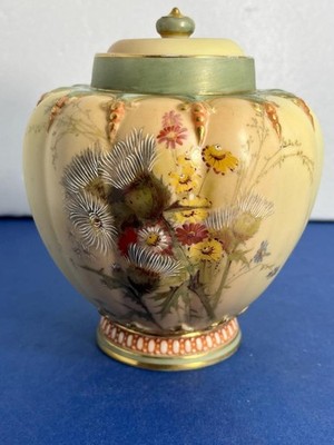 SCHÖNE ANTIKE EDWARDIANISCHE ROYAL WORCESTER BLUSH ELFENBEIN DISTEL DECKELVASE