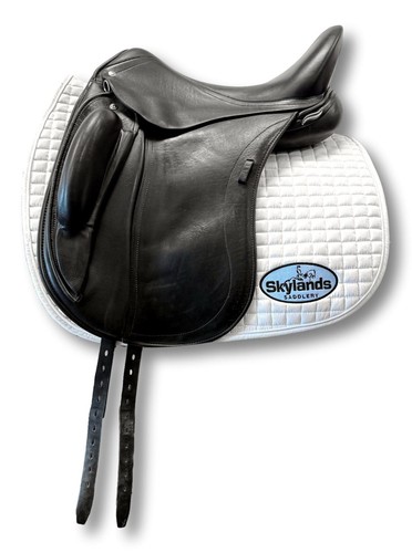 Used Schleese Quartet - Size 17.5" Dressage Saddle Black