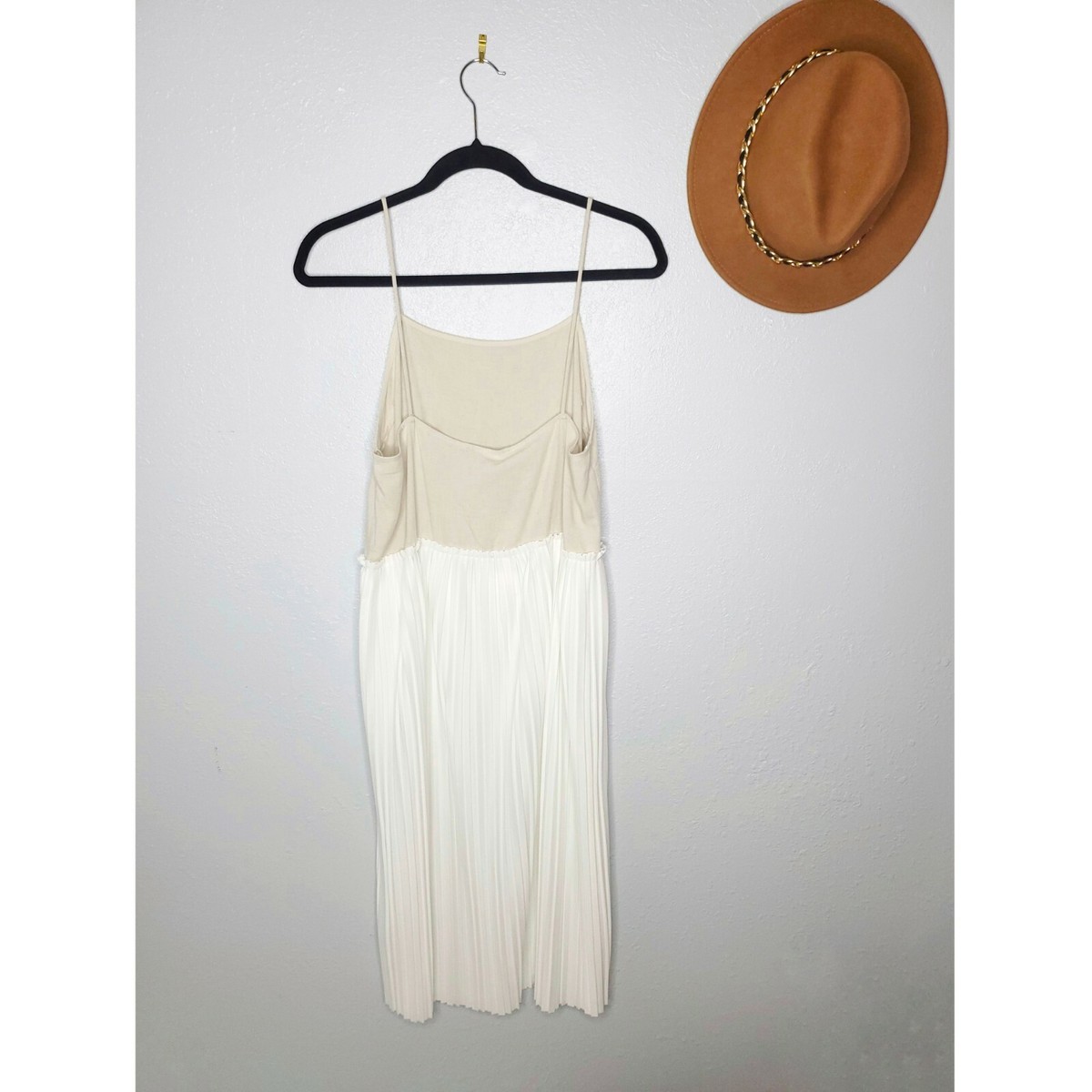 zara contrasting pleated dress Zara Terracotta Contrasting Pleated Lace Dress Size Small