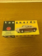 Corgi Vanguard Rover P4 Beige/Brown V119001