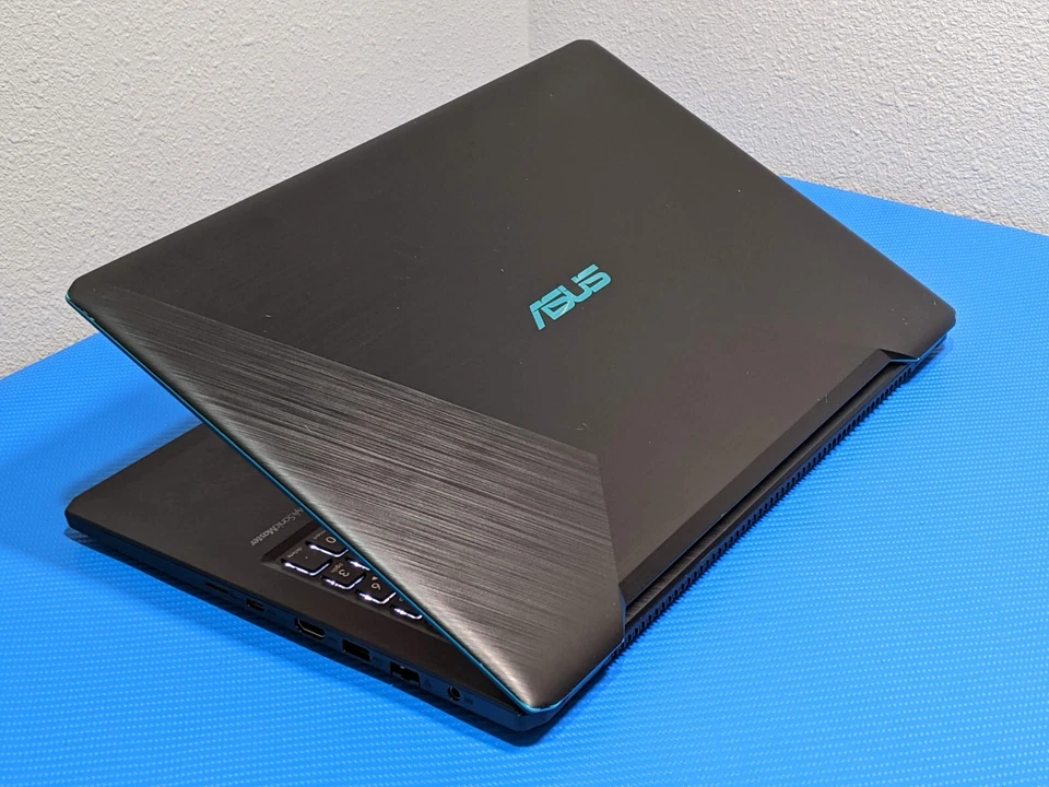 ASUS VivoBook 15 X570UD 15.6"FHD i7-8550U 1.8GHz 8GB 256GB SSD 1TB HDD GTX 1050 - Image 3 of 4