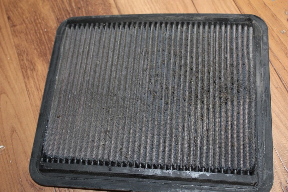 Filtro de aire K&N para 06-11 Cadillac DTS 05-09 Chevy Equinox 06-09 Torrent 07-10 G6 Foto 2 de 4