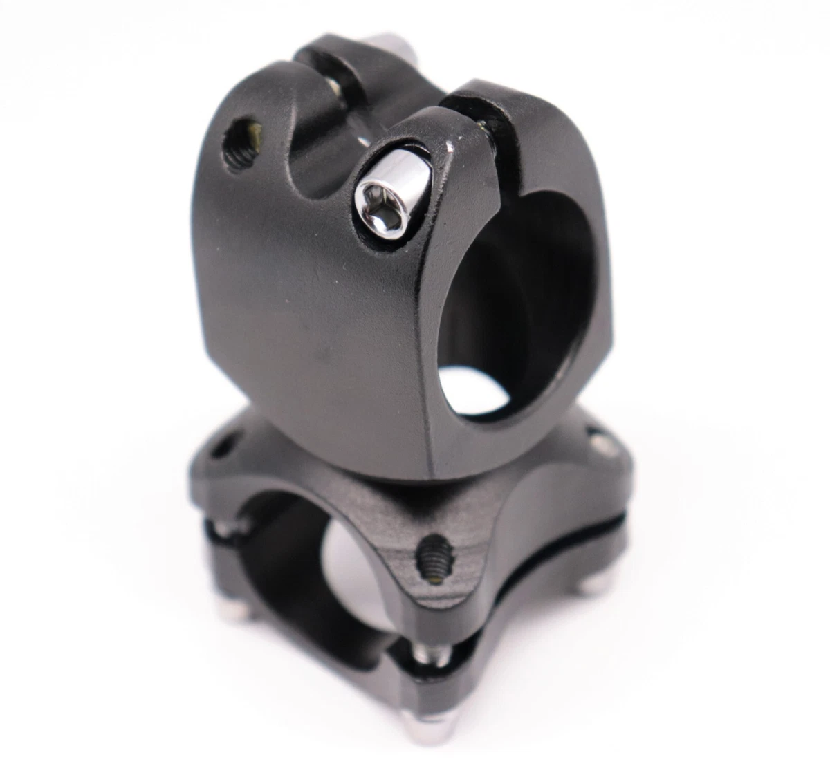 Attacco Manubrio BMX In Alluminio 6061 CNC – 25,4 Mm, 40 Mm, 10° Nero