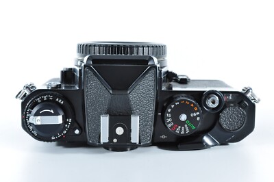 Excellent+] Nikon FE Black 35mm SLR Film Camera Body Japan 10519_2