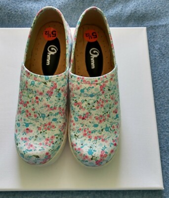 Ohmm Go To Clog Ditsy Floral Print, Women's Shoes, Size 1/2