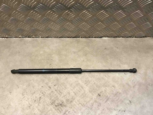 BMW 1 F20 Heckklappe Gasdruckfeder rechts 7239871 2.00 Diesel 135kw 16888103