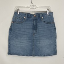 Universal Threads Size 8/29R Light Wash Short Mini Denim Skirt Classic Boho