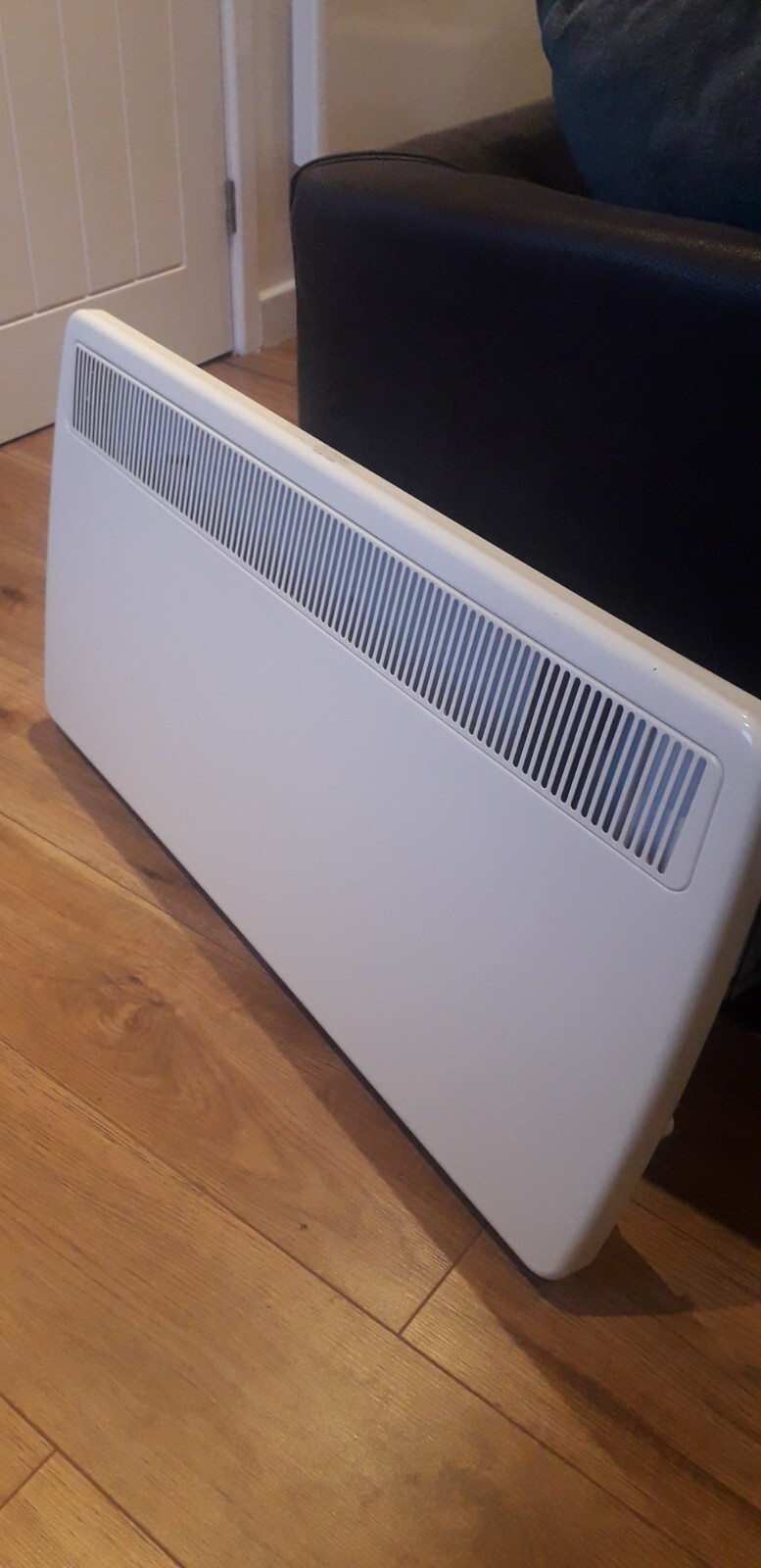 Sunhouse 2KW SPHN200t wall mounted electric storage heater eBay