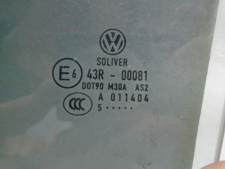 2006-2010 Volkswagen Passat Rear Left Driver Side Window Door Glass OEM DK905147 - Image 3 of 4