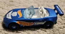 Hot Wheels Mazda MX-5 Miata 2.75 Inches Long Blue