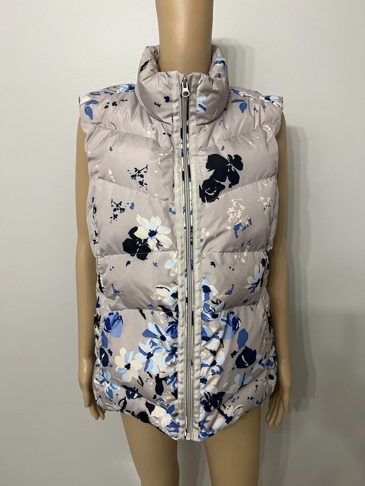 Lands’ End Women Floral Taupe Blue Down Insulated Puffer Zip Vest Size 1X - Image 2 of 4