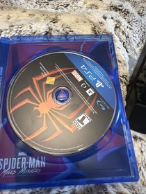 Sony PlayStation 4 Console - 500 GB (CUH1215A) Tested Working Two Controllers