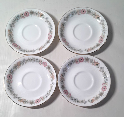 Paragon & Royal Albert Belinda Tee Untertassen x 4 Bone China 