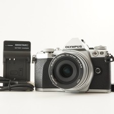 3,557 Shots OLYMPUS OM-D E-M5 II Silver M.Zuiko 14-42mm EZ from Japan 9910
