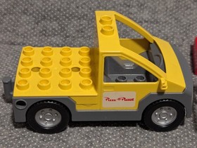 LEGO Duplo Toy Story Pizza Planet Truck Set 5658 Disney Buzz Alien COMPLETE