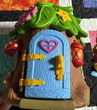 Lakeshore Learning Fairy Land Tree House Playset Mushroom Garden W/ Accessories