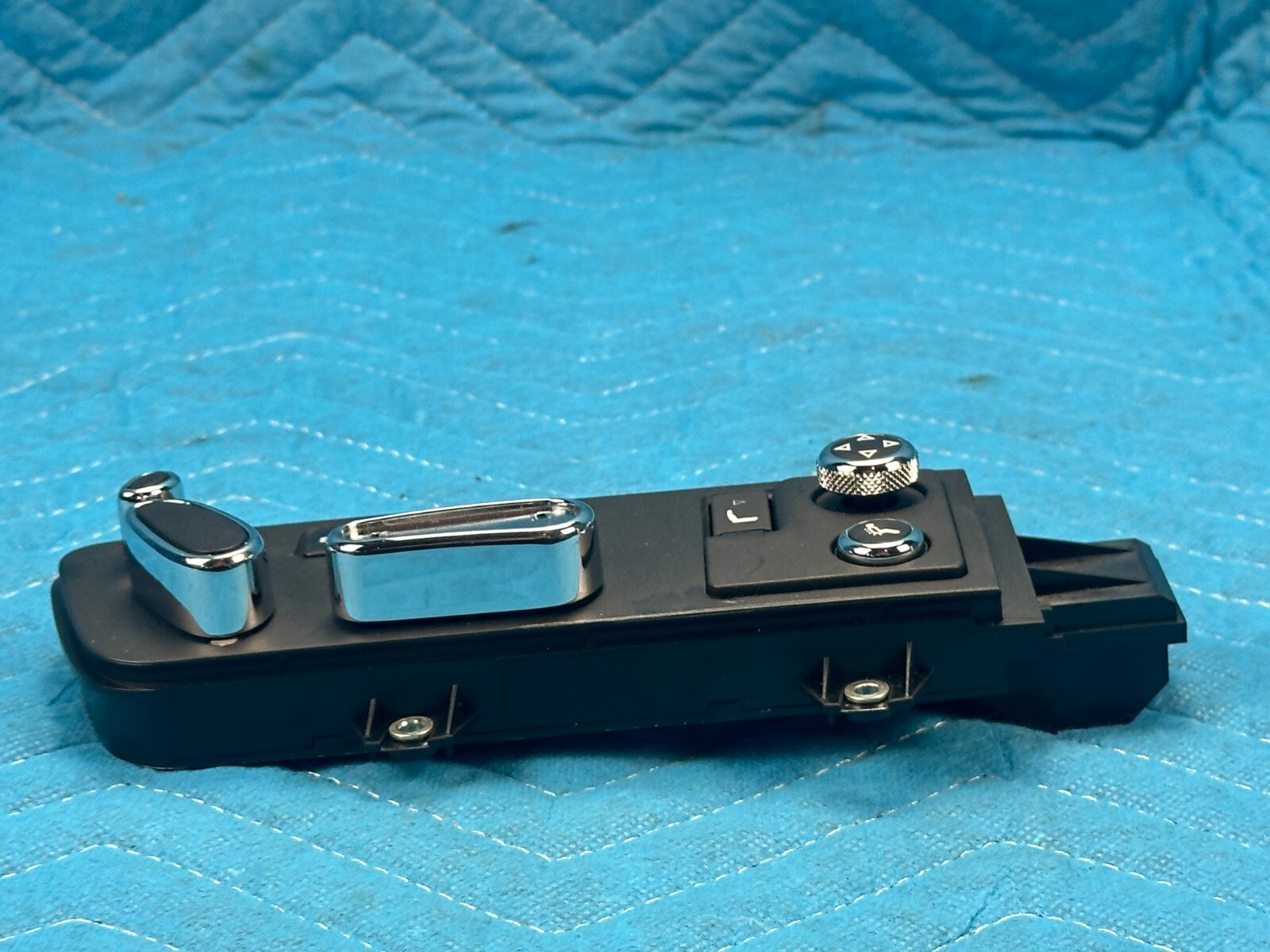 Bentley Flying Spur Rear Seat Position Switch Passenger's Side 2006-2012 OEM