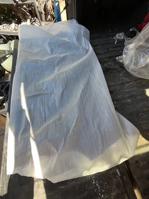 💥 21-24 TESLA MODEL S PLAID MSP OEM FRONT FRUNK REAR APRON PLASTIC TRIM 1564260 - Image 4 of 4