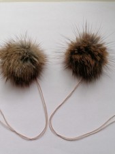 2 neue braune Bisamfell Bommeln, Pompom, z.B....