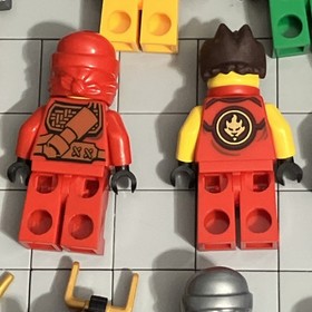 LEGO&reg; Minifigure Lloyd Jungle Knee Pads Tournament 70749 Ninjago H2 3