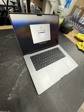 Apple MacBook Pro 16 Apple MacBook Pro 16