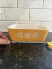 Vintage Pyrex Butterfly Gold 0502 1 1/2 pt  refrigerator dish no lid