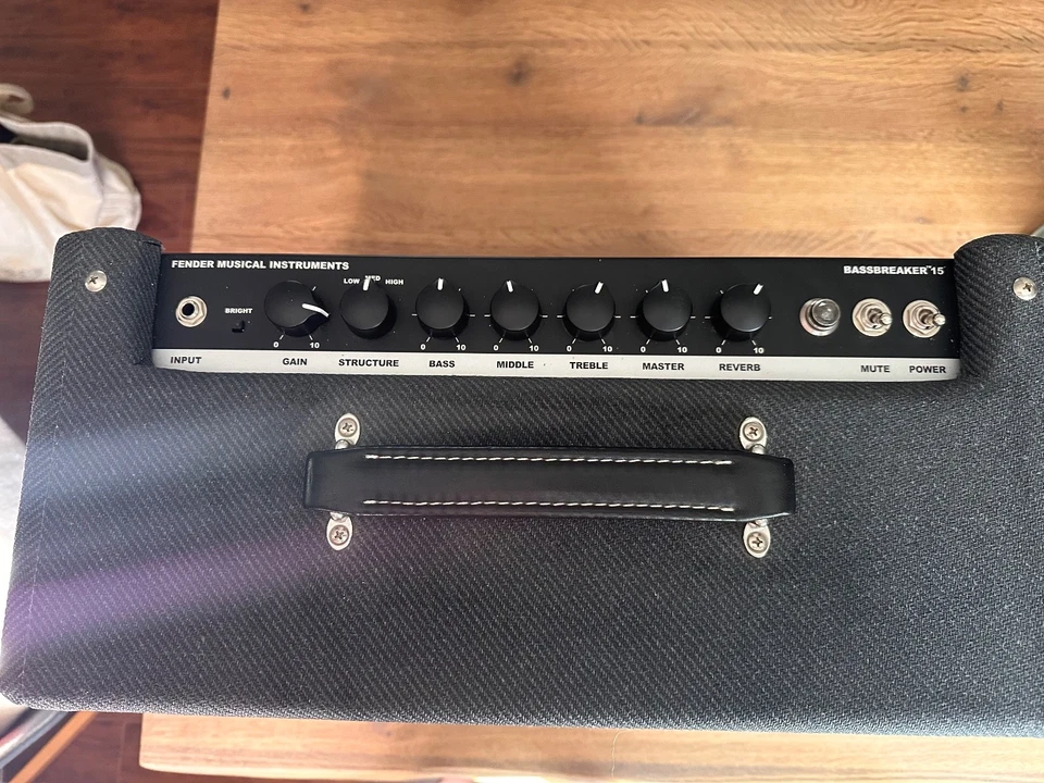 Fender Bassbreaker 15 -Combo-Gray Tweed Guitar Amplifier - Excellent - Image 2 of 4