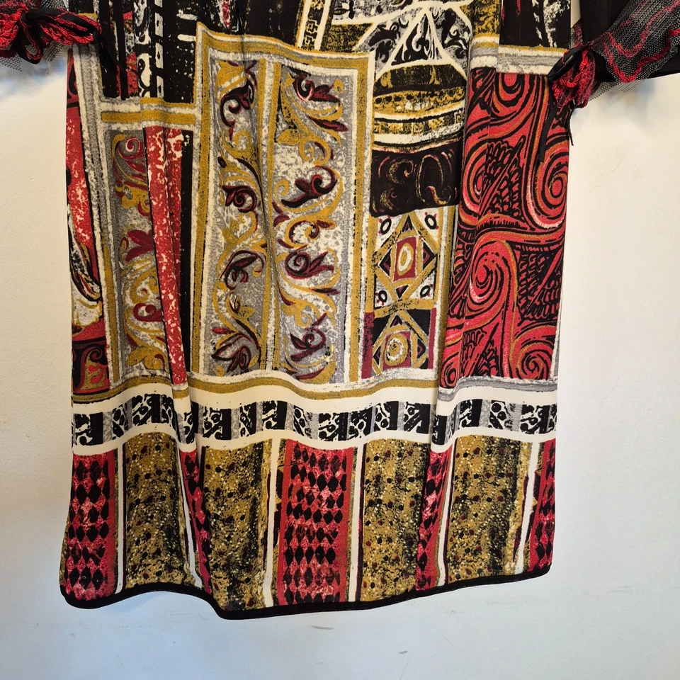 Vestido de malla elástica SAVE THE QUEEN con dijes y cinta talla XL Art to Wear Italia Foto 3 de 4