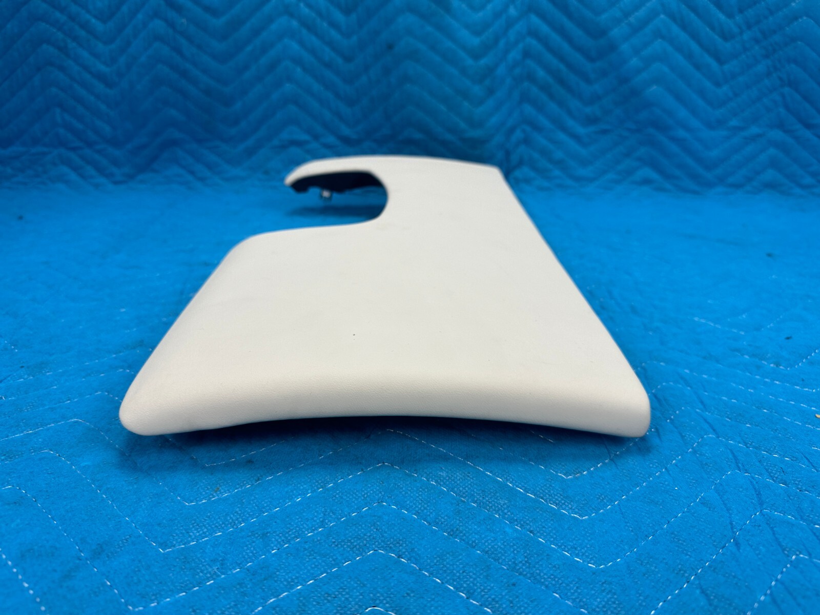 Bentley Flying Spur Dash Driver's Lower Knee Trim Panel Ivory 29k 2008-2012 OEM