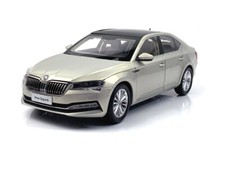 1:18 Volkswagen SKODA New Superb Gold 2020 Diecast Metal Model