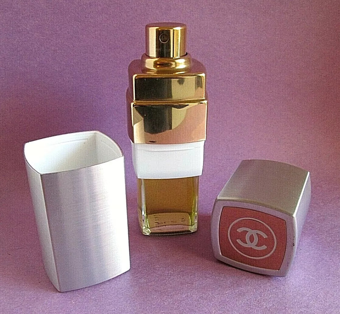 Chanel No 19 Vintage 1980's Eau de Toilette Rechargeable