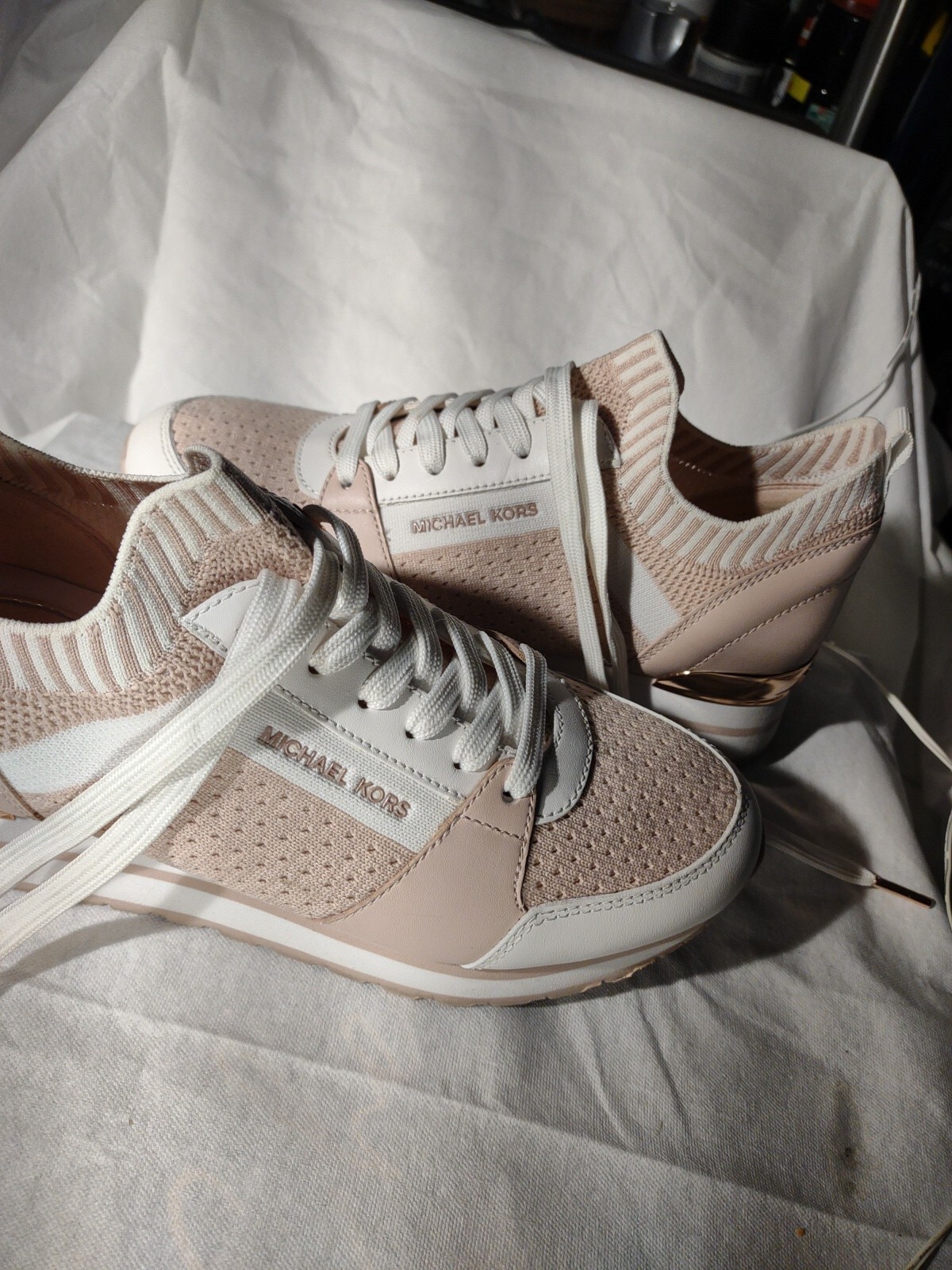 Michael Kors Women's Knit And Leathe Trainer Fabric Soft Pink Sneaker Size 6.5 M