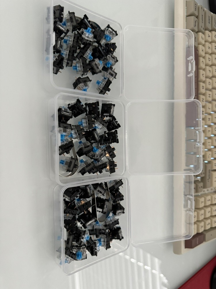 High-Click Gateron Blue Mechanical Switches for Precision Typing