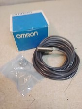 Omron E2E-XD/-XT Inductive Proximity Sensor