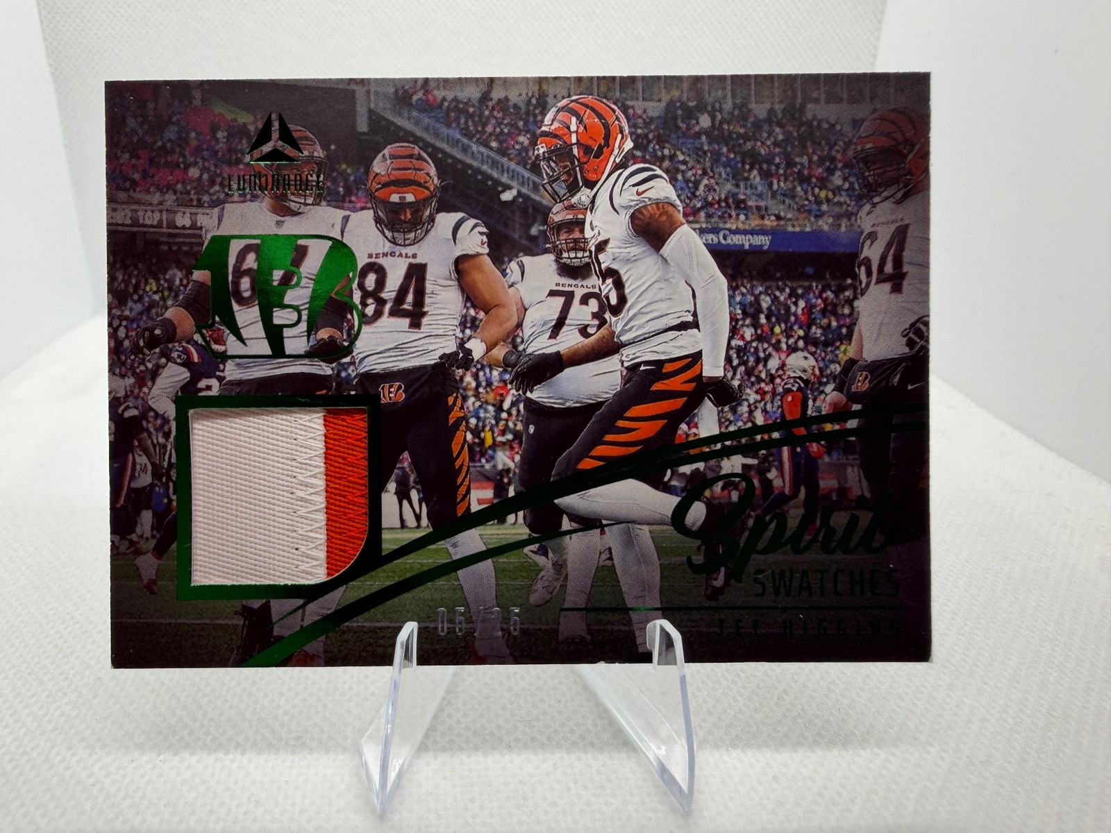 Tee Higgins 2023 Panini Luminance Spirit Swatches Green #/25 Cincinnati Bengals