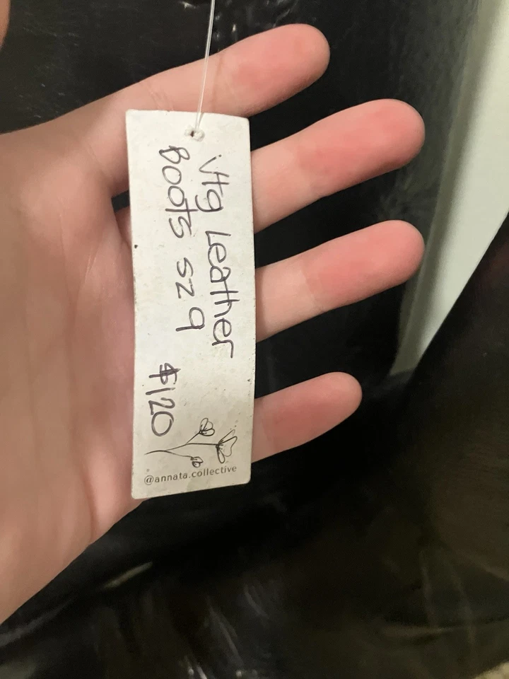 Men’s 9.5 D Vintage Black Leather Cowboy Boots Western Boots Made In USA - Image 3 of 4