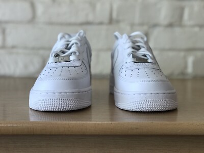 Women's Nike Air Force 1 One Low 07 Triple White Leather Size 8.5