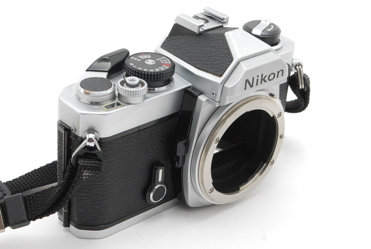 Near MINT w/Strap】 Nikon FM Silver SLR 35mm Film Camera Ai Near MINT w/Strap】 Nikon FM Silver SLR 35mm Film Camera Ai