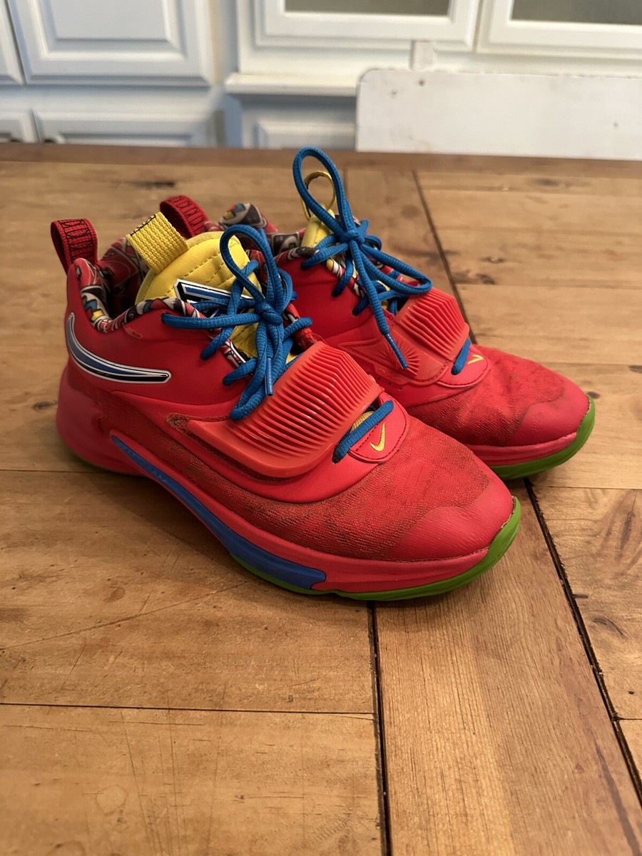 Nike UNO Zoom Freak 3 NRG Shoes Boys 5.5y Red Read | eBay