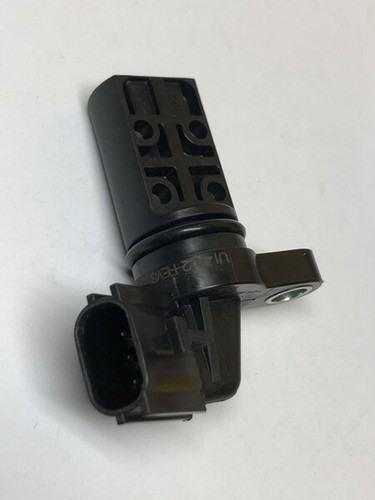 Camshaft position sensors x 2 for Nissan E50 ELGRAND 3.5L 00-02 VQ35DE Inlet Cam - Picture 3 of 5