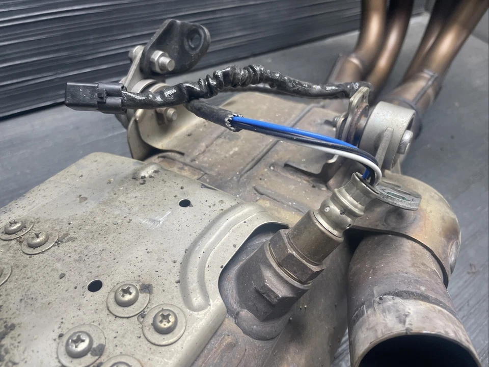 2015 Yamaha YZF R6 OEM exhaust header manifold #10824 - Image 4 of 4