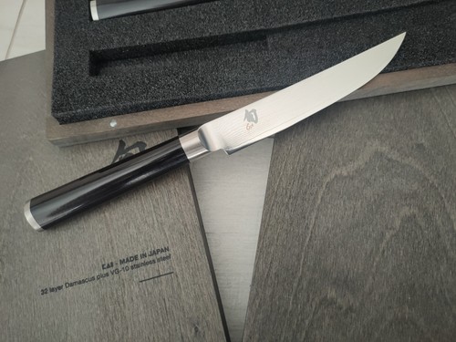 Kai Shun Classic steak knives set 12